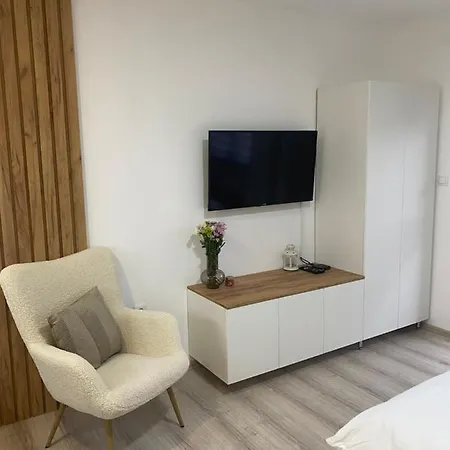 Apartman Enigma Ruma Exterior photo